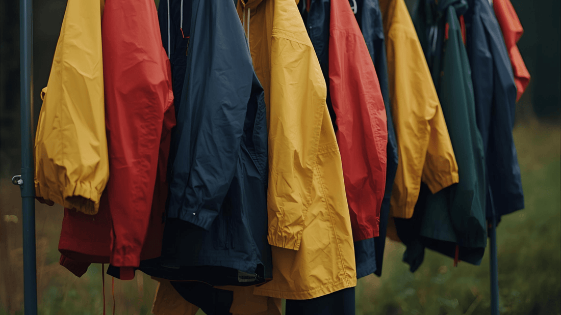 レインウェアの寿命を2倍に！知らないと損する正しい保管法 - BENQUE-store