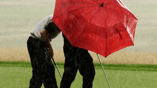 雨天ゴルフの後に必須！レインウェアの正しい洗い方と乾かし方 - BENQUE-store