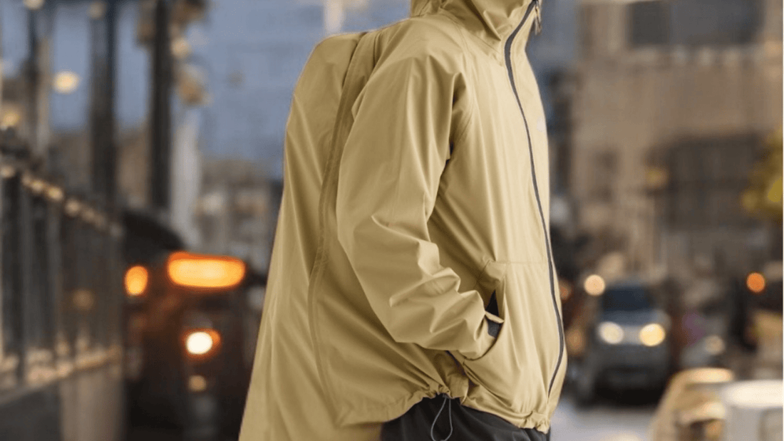 もう失敗しない！レインウェアの正しい使い方と長持ちさせる手入れ方法 - BENQUE-store