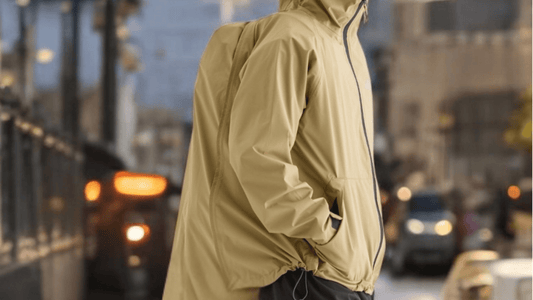 もう失敗しない！レインウェアの正しい使い方と長持ちさせる手入れ方法 - BENQUE-store